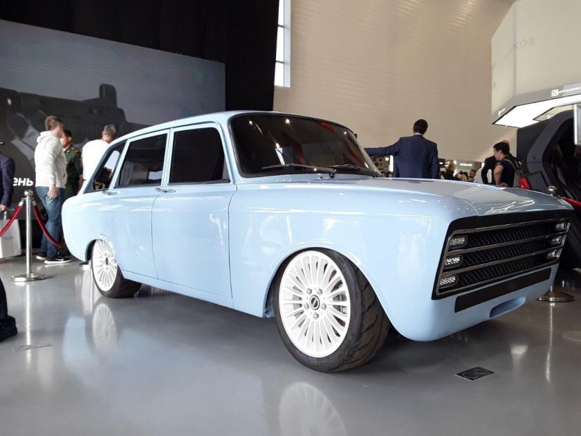 Электромобиль ИЖ Комби Калашников