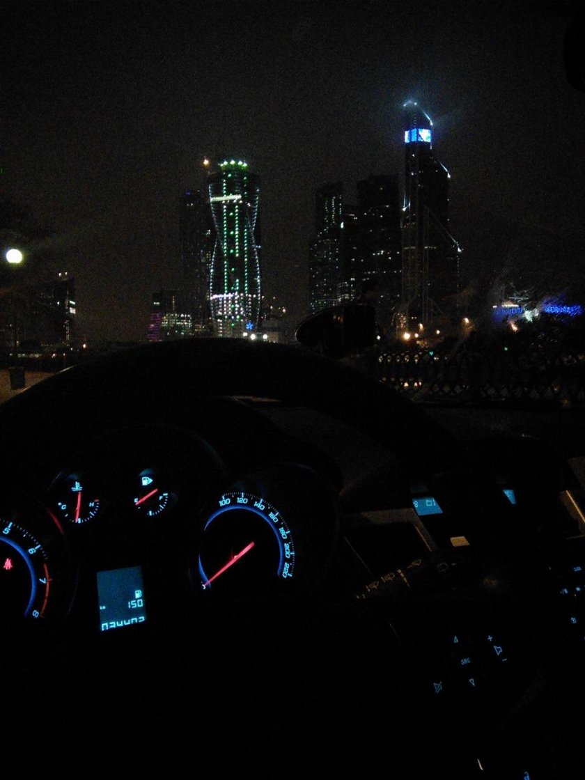 Chevrolet Cruze ночью