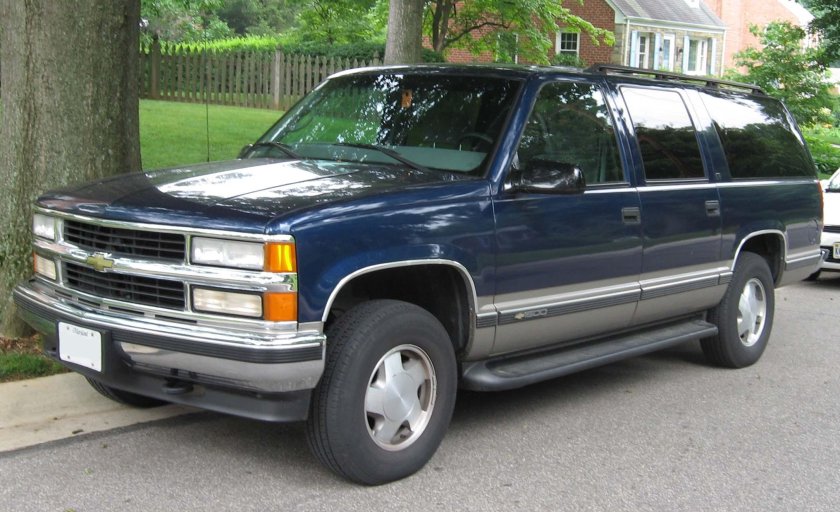 Chevrolet Suburban gmt400