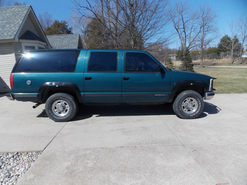 Субурбан 1992