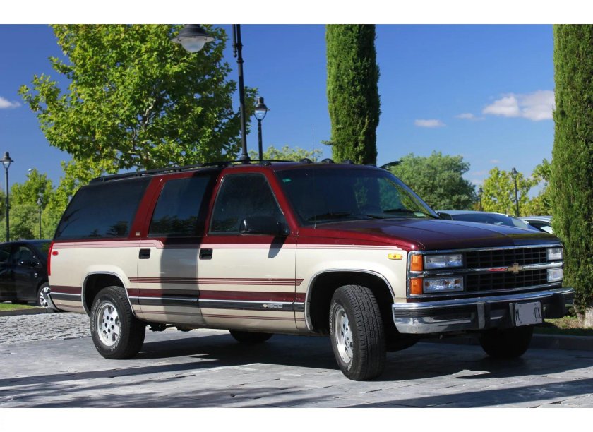 Chevrolet Suburban gmt400