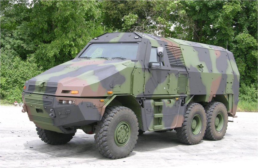 Бронеавтомобиль: «Гризли» gff4