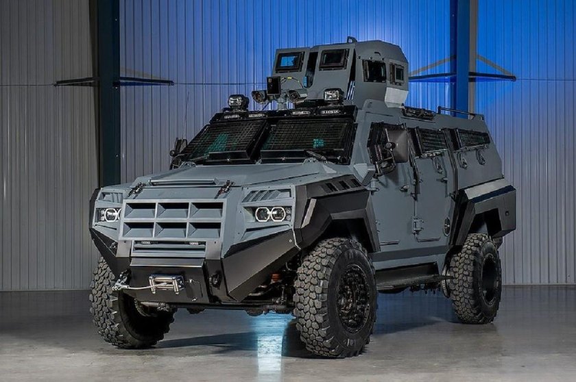 Броневик Sentry APC