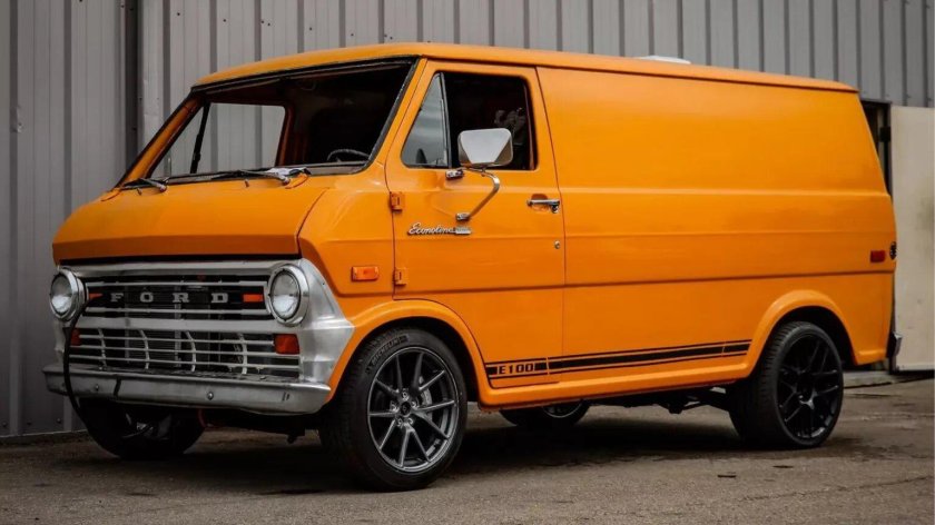 Ford Econoline van 1974