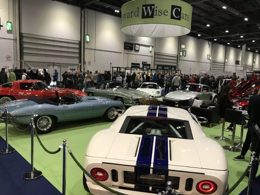 Выставки классических автомобилей