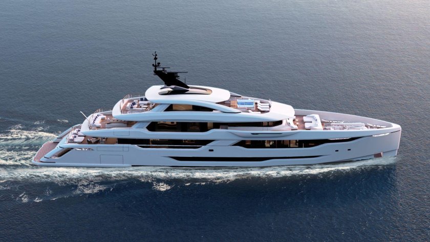 Большая яхта