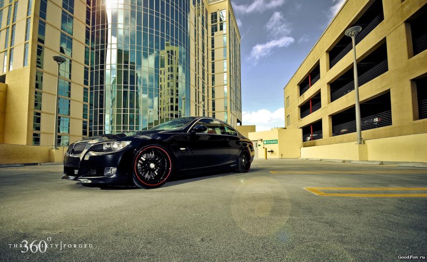 Черное авто