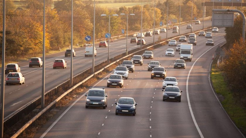 Дорога с машинами