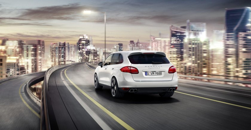 Porsche cayenne turbo 2013
