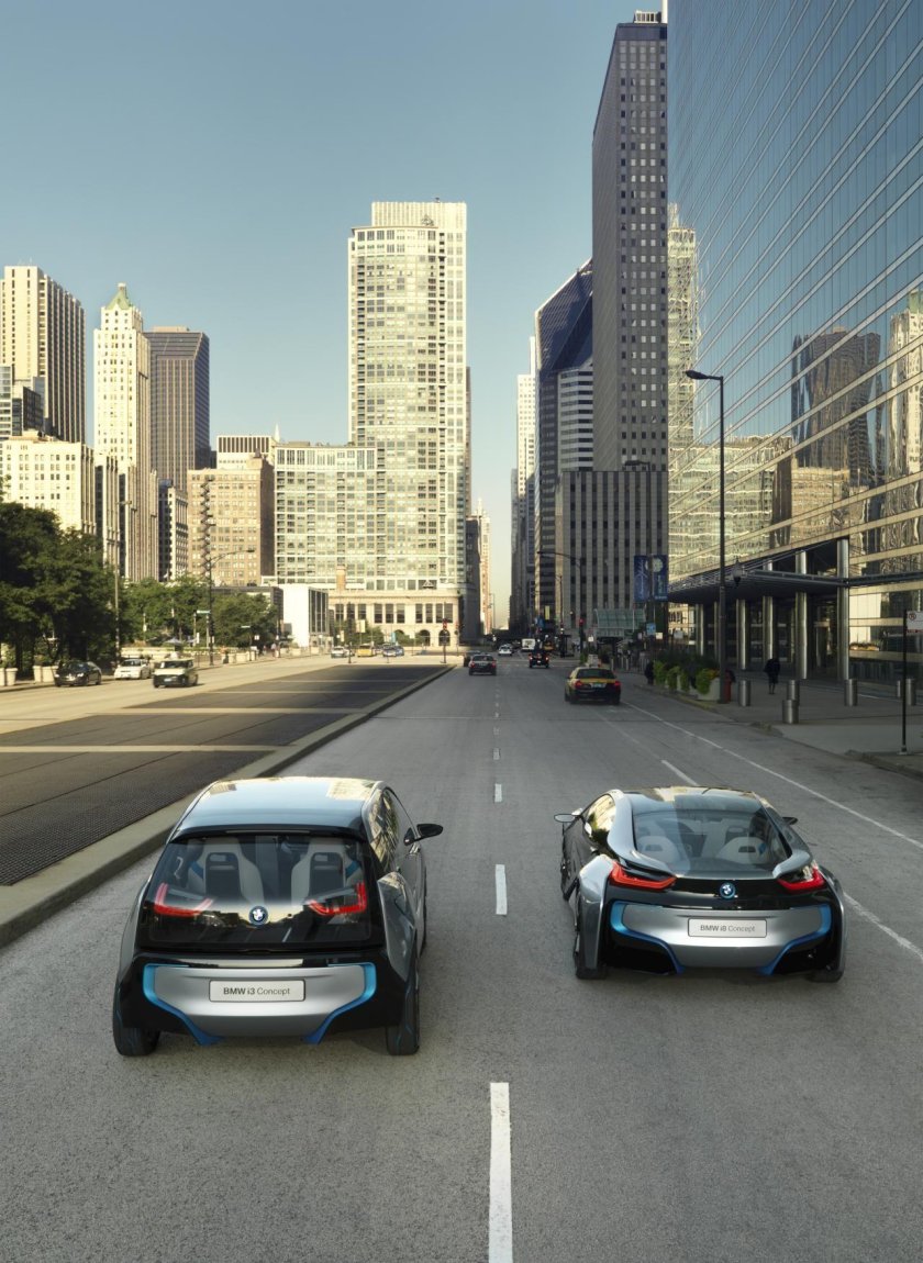 BMW i3 в городе