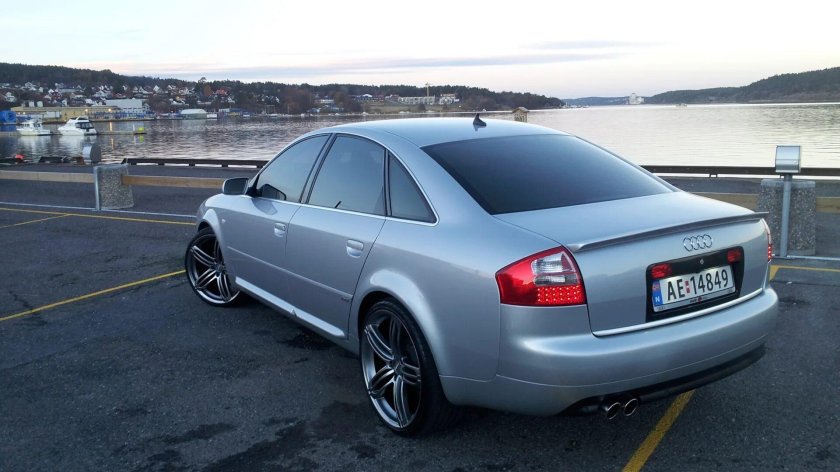 Ауди а6 с5 серебристый седан