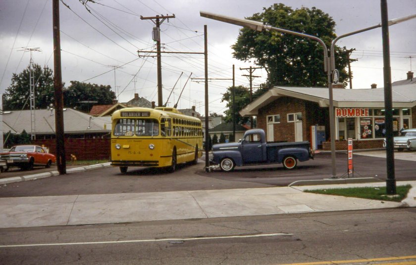 Троллейбус США