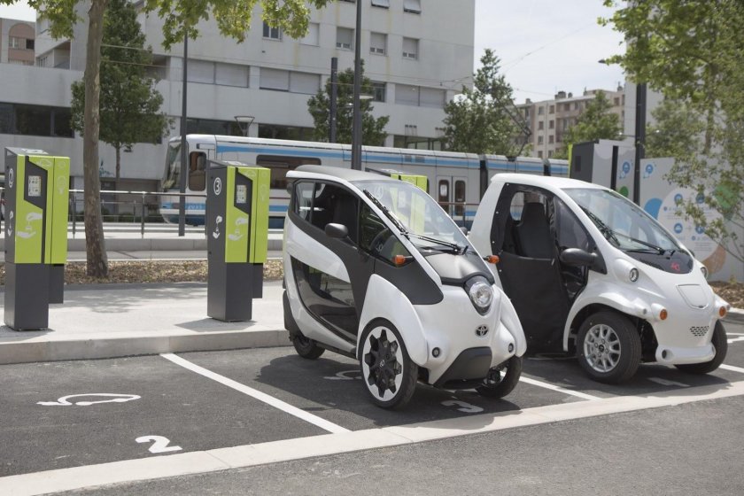 Toyota IROAD