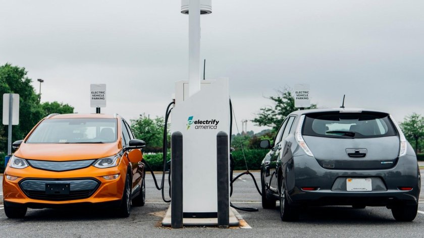 Зарядные станции для электромобилей