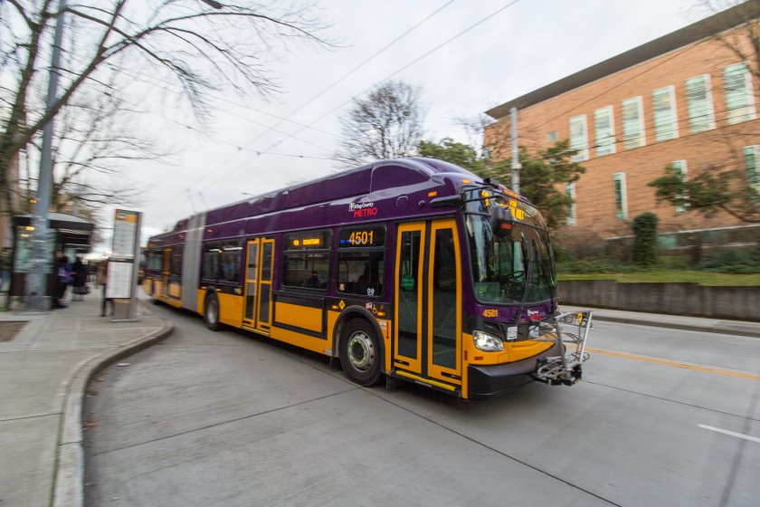 Троллейбус New Flyer xt60