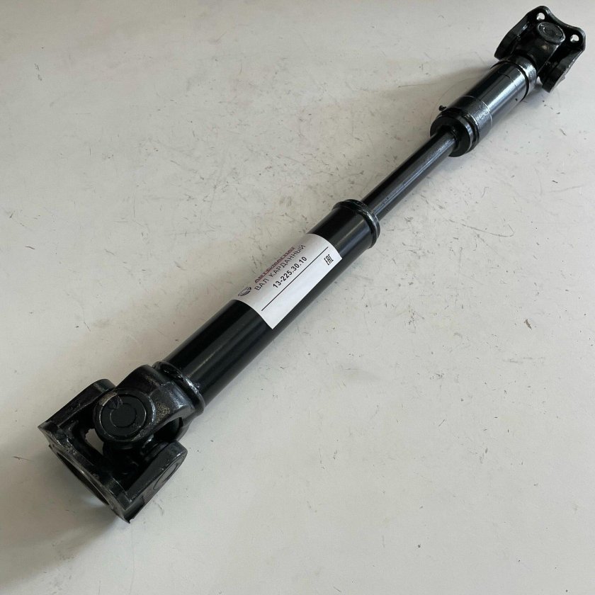 Вал карданный передний