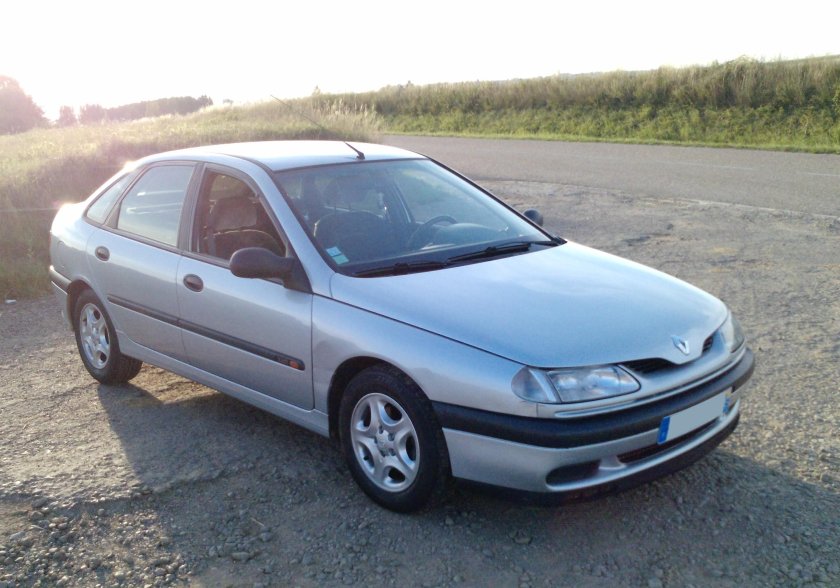 Renault Laguna 1