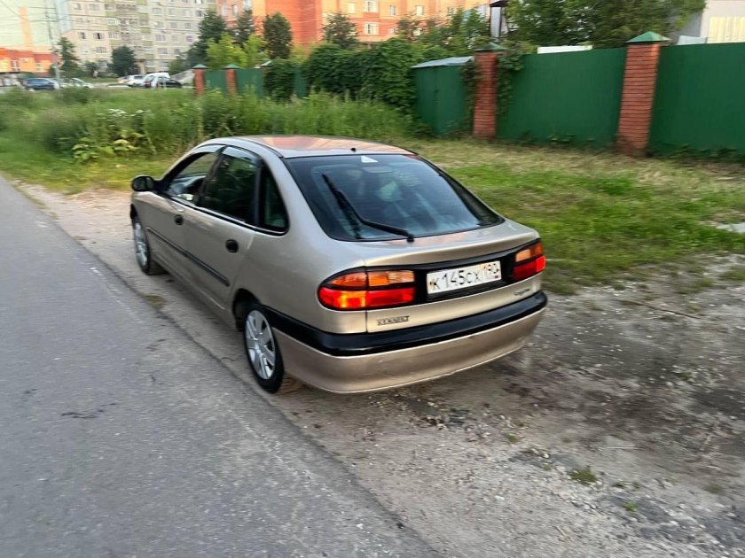 Renault laguna 1998