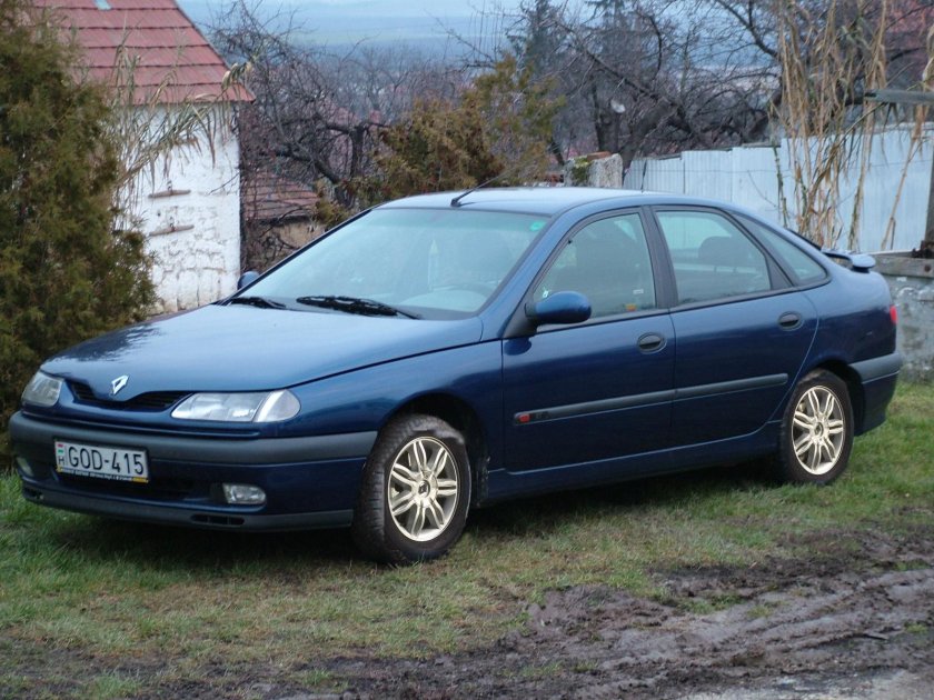 Renault Laguna 1