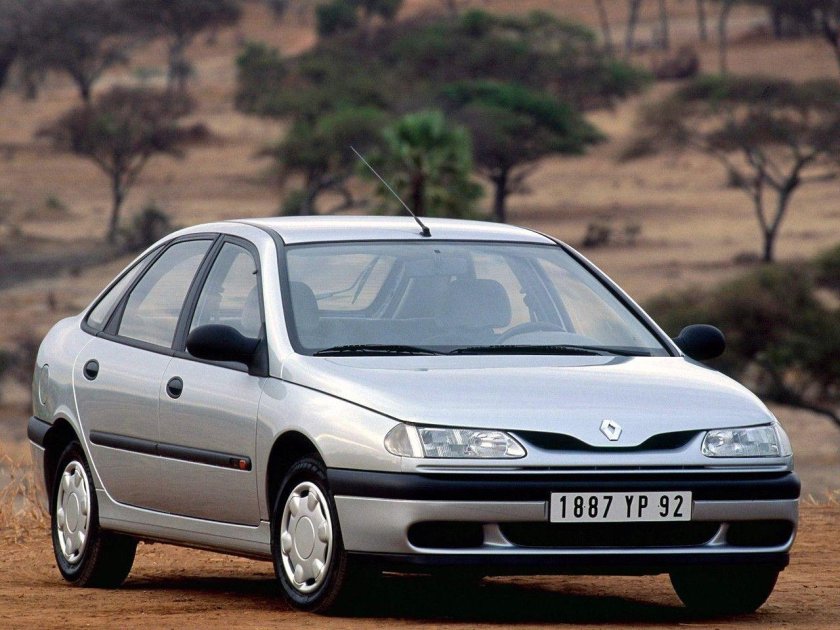 Renault Laguna 1