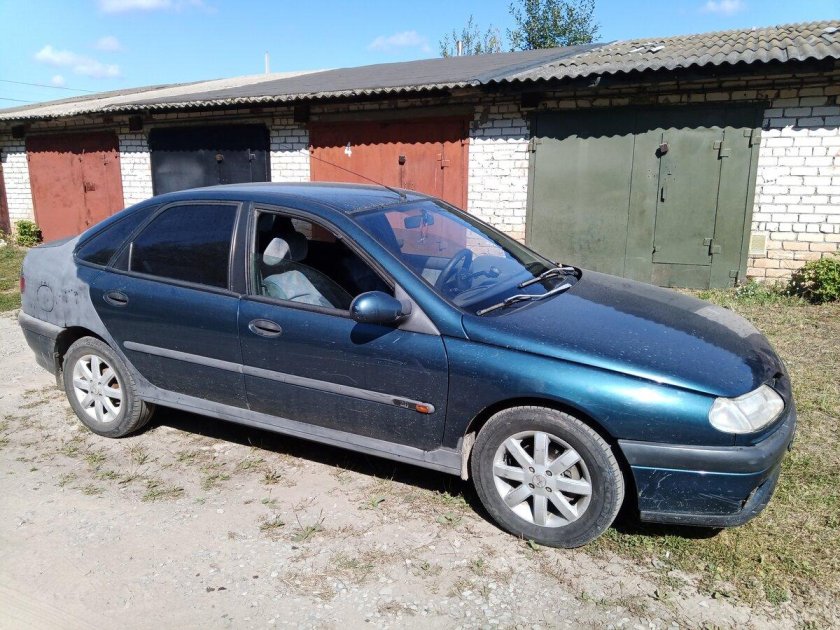 Рено Лагуна 1997 2.0 бензин