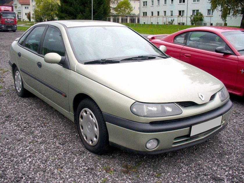 Renault Laguna 1