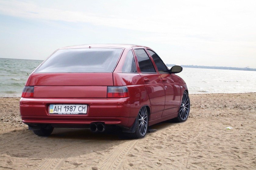 Тюнинговый ваз 2112