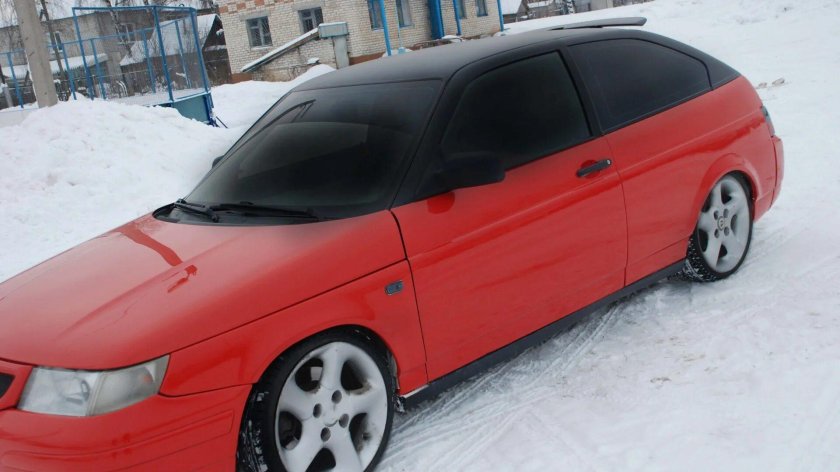 2112 Купе красная