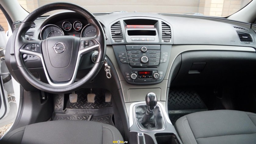 Opel Insignia 1.6 Turbo