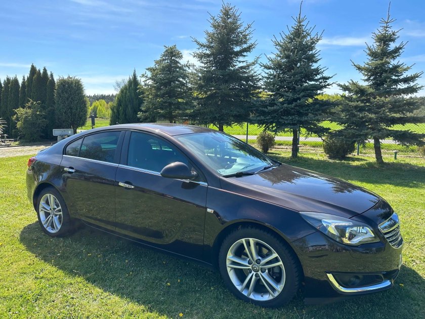 Опель Инсигния лимузин