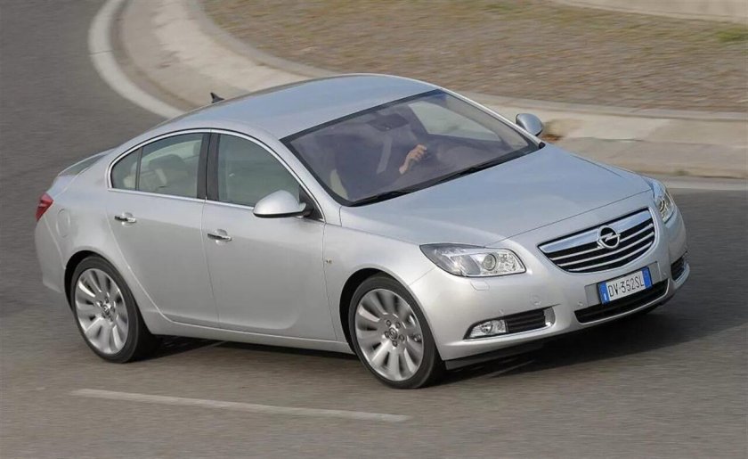 Опель Инсигния 2000