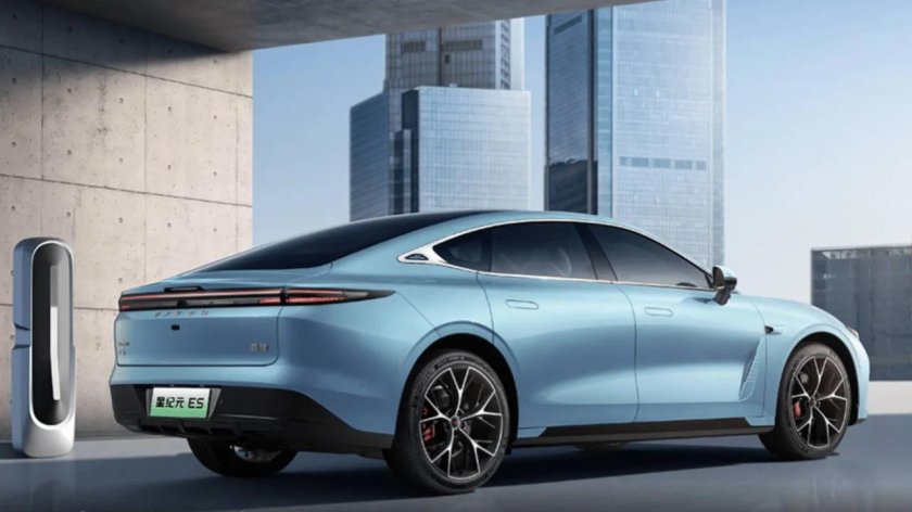 Новая китайская машина 2025