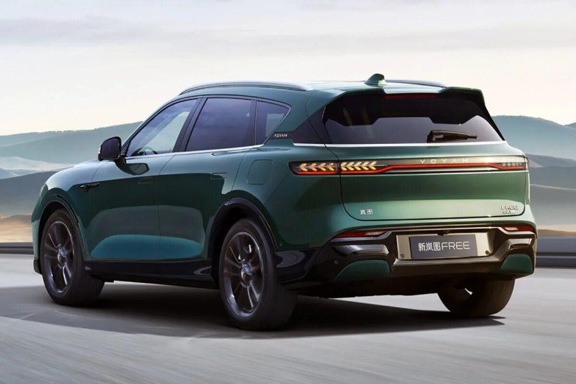 Китайская машина voyah 2023