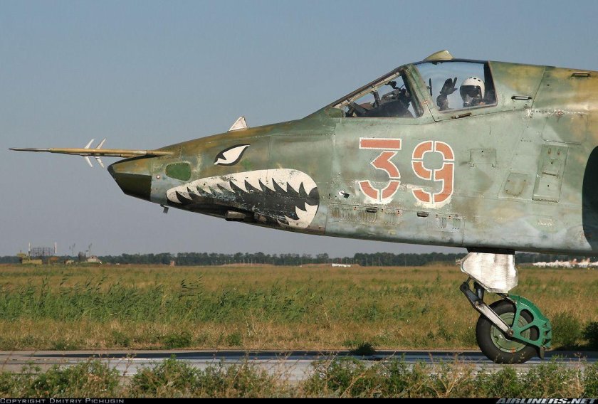 Штурмовик Су-25 Грач