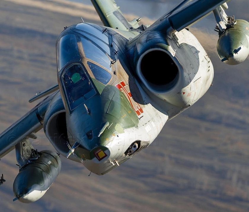 Грач самолет Су 25