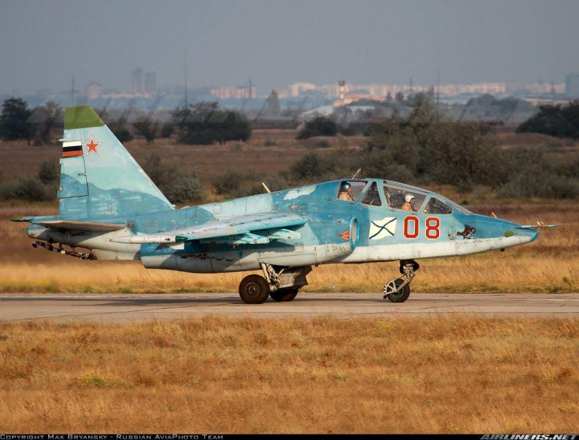 Штурмовик Грач Су-25 УТГ