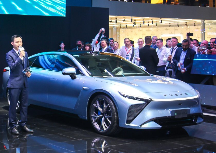 Электромобиль премиум класса