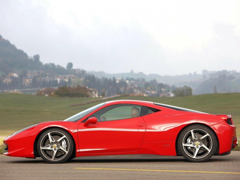 Феррари 458 Italia