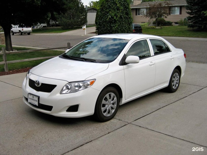 Тойота Королла 2009 года