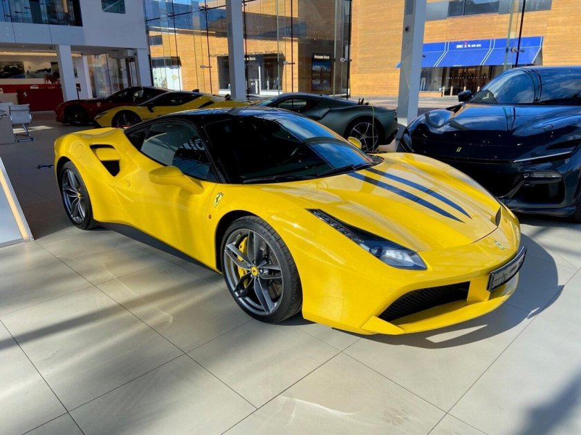 Ferrari 488 2015 2019