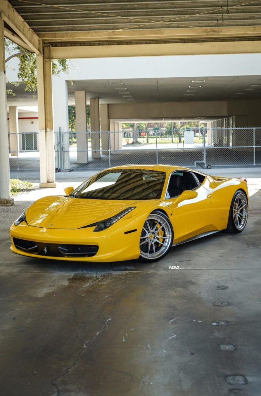 ADV Ferrari 458