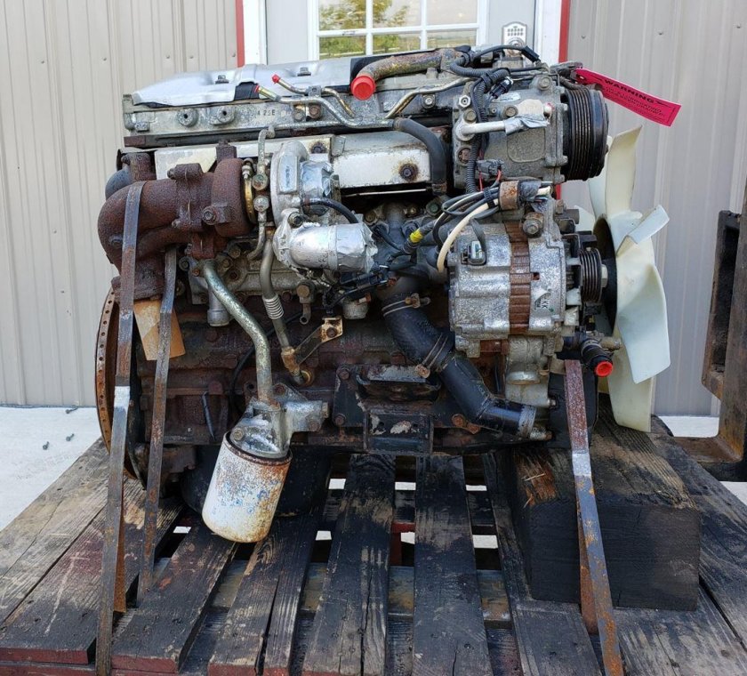 Двигатель Фусо Кантер 4м50