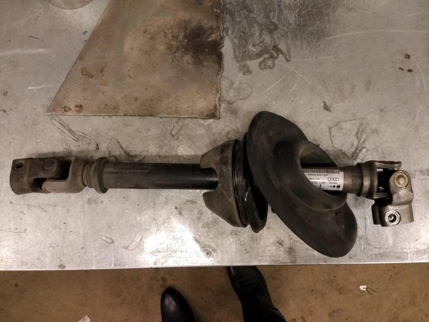 Рулевой вал Audi q5