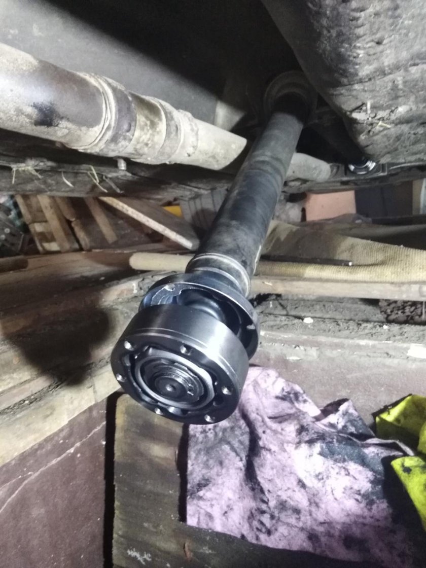 Карданный вал Ауди а4