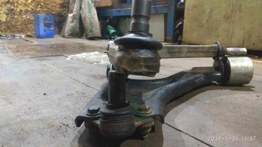 Сааб 9-5 шаровая опора