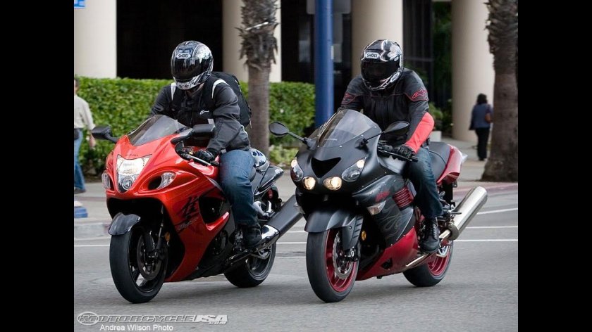 Kawasaki ZZR 1400 vs Suzuki Hayabusa
