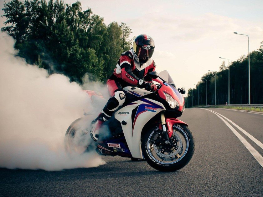 Honda cbr1000rr fireblade