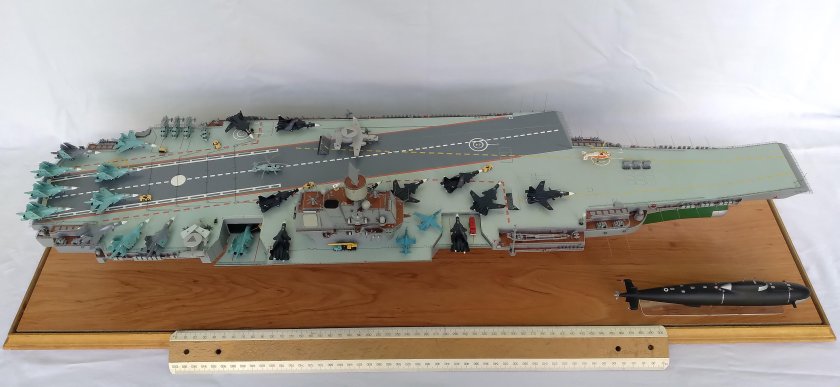 ТАКР Ульяновск проекта 1143.7