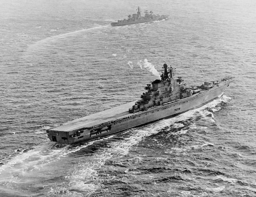 Авианесущий крейсер проекта 1143