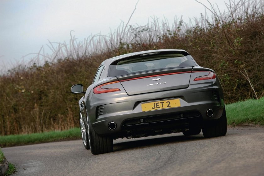 Aston Martin Jet 2+2